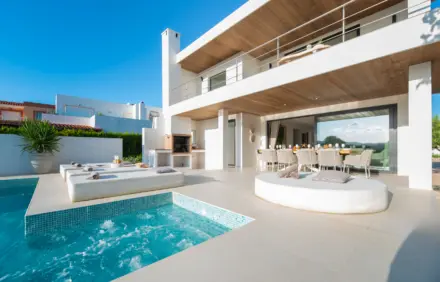 Can Palau